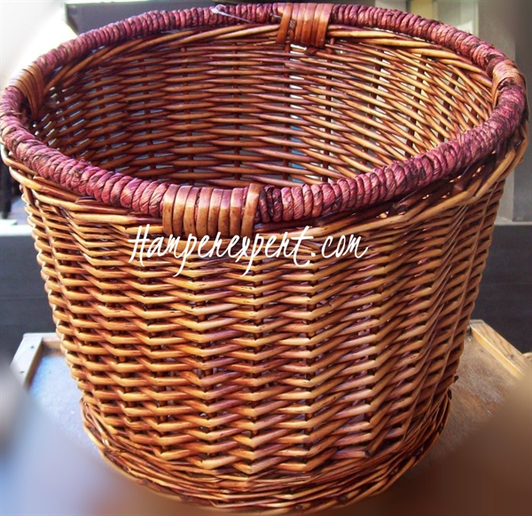 Wicker Round Large pot.